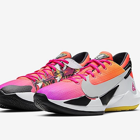 Nike Sneakers - Picture 12 of 17